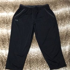 Under Armor women’s size Small Short black track pants